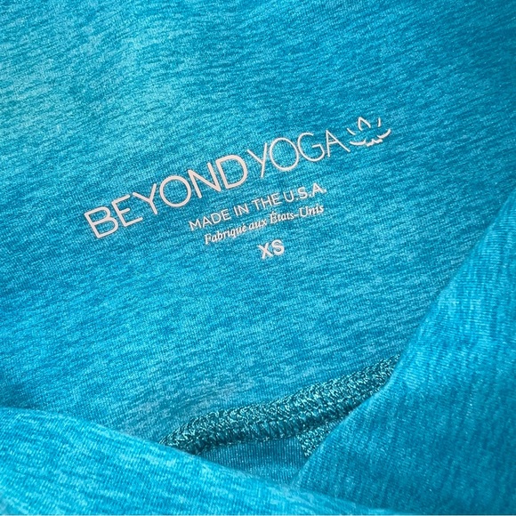 Beyond Yoga Space Dye High Rise Legging Size XS Blue Soft Athleisure Gym Workout - Picture 6 of 7